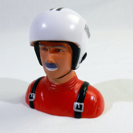 Pilot with helmet 1:6 red